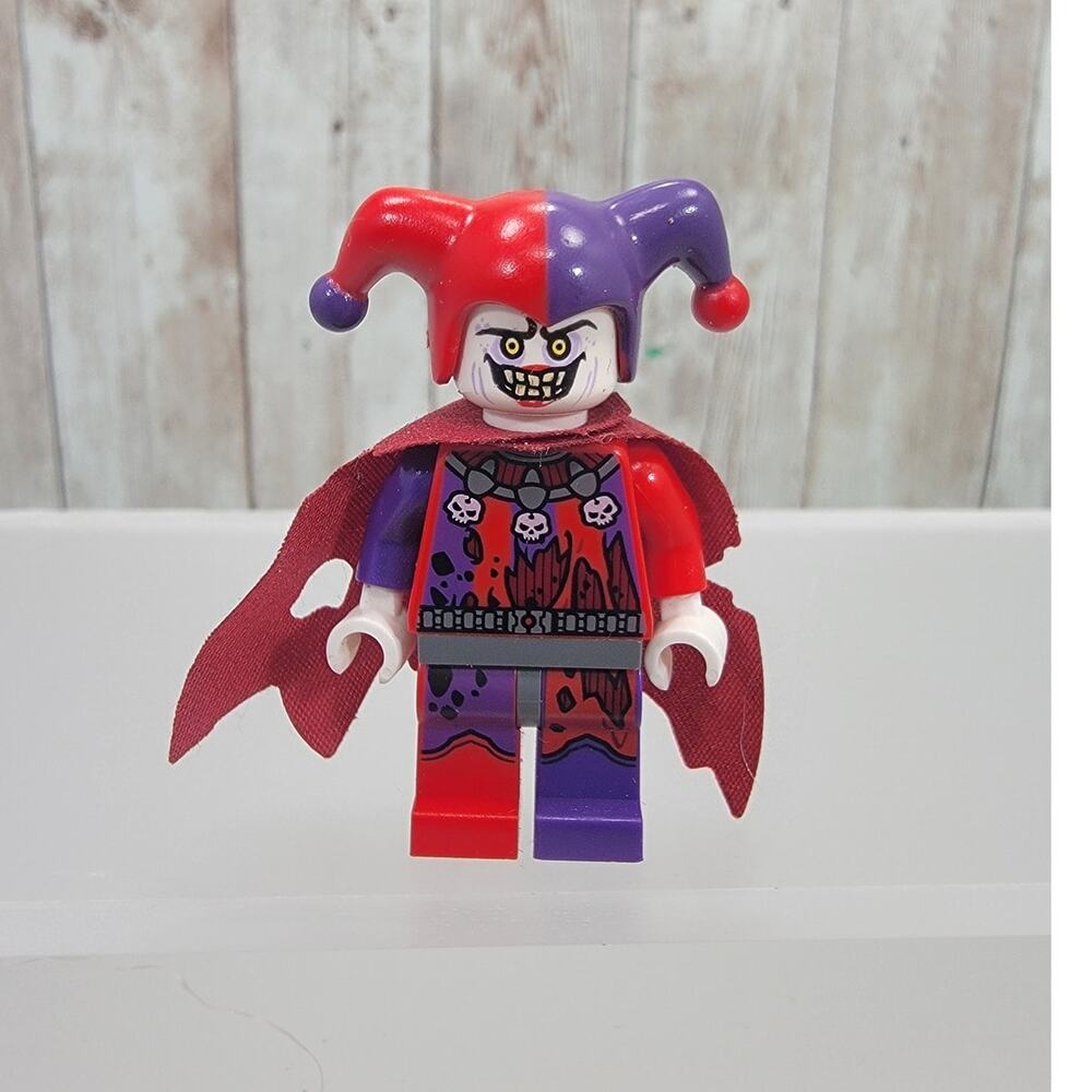 LEGO Nexo Knights Jestro Minifigure With Cape Official Authentic